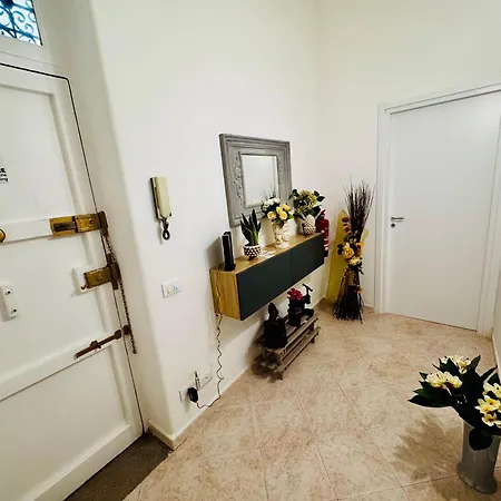 Pindemonte Pomelia Penzion