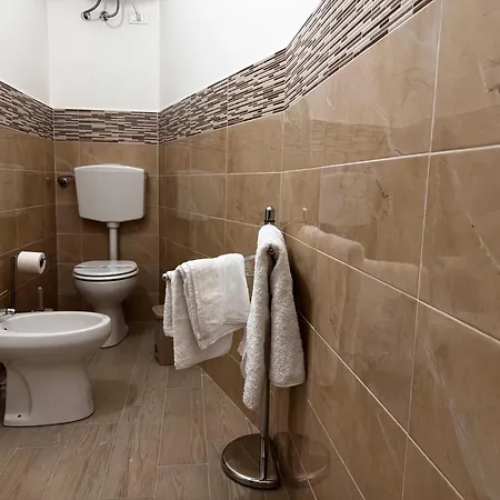 Pindemonte Pomelia 4* Palermo