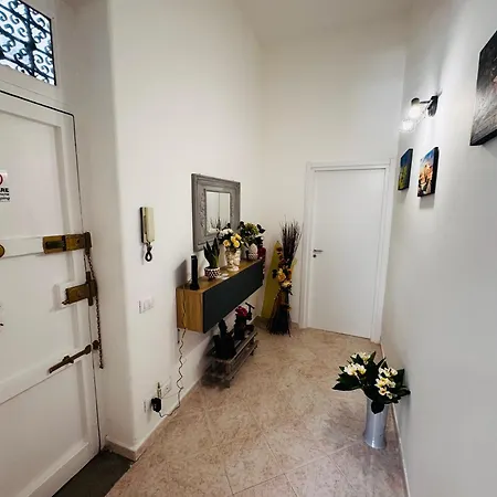 Pindemonte Pomelia Penzion Palermo